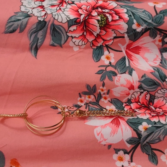 Ladies Dress - Picture 4 of 5